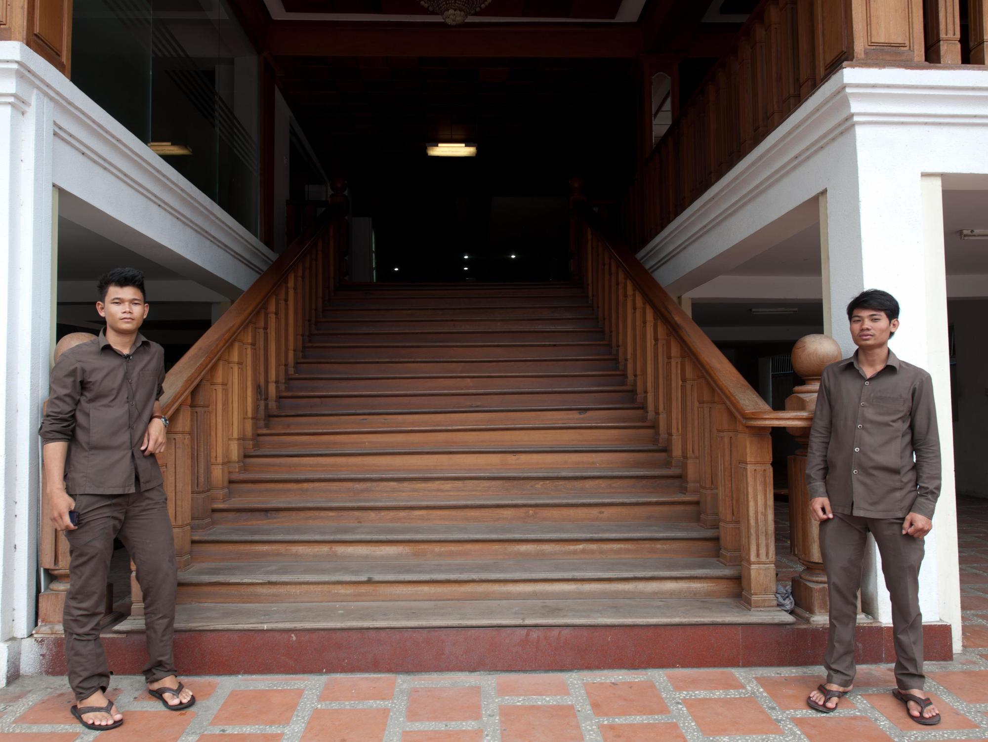 Wei Si Deng Hotel & Restaurant Phnom-Penh Buitenkant foto
