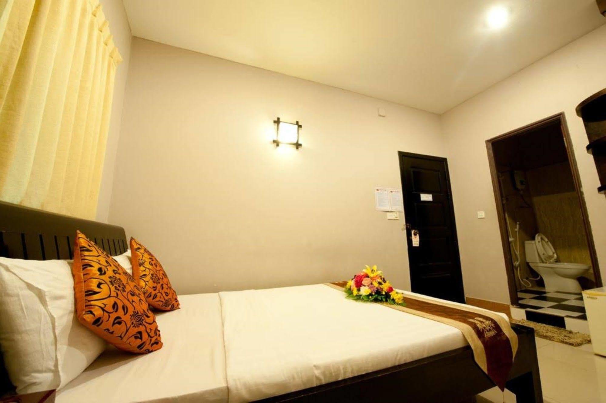 Wei Si Deng Hotel & Restaurant Phnom-Penh Buitenkant foto