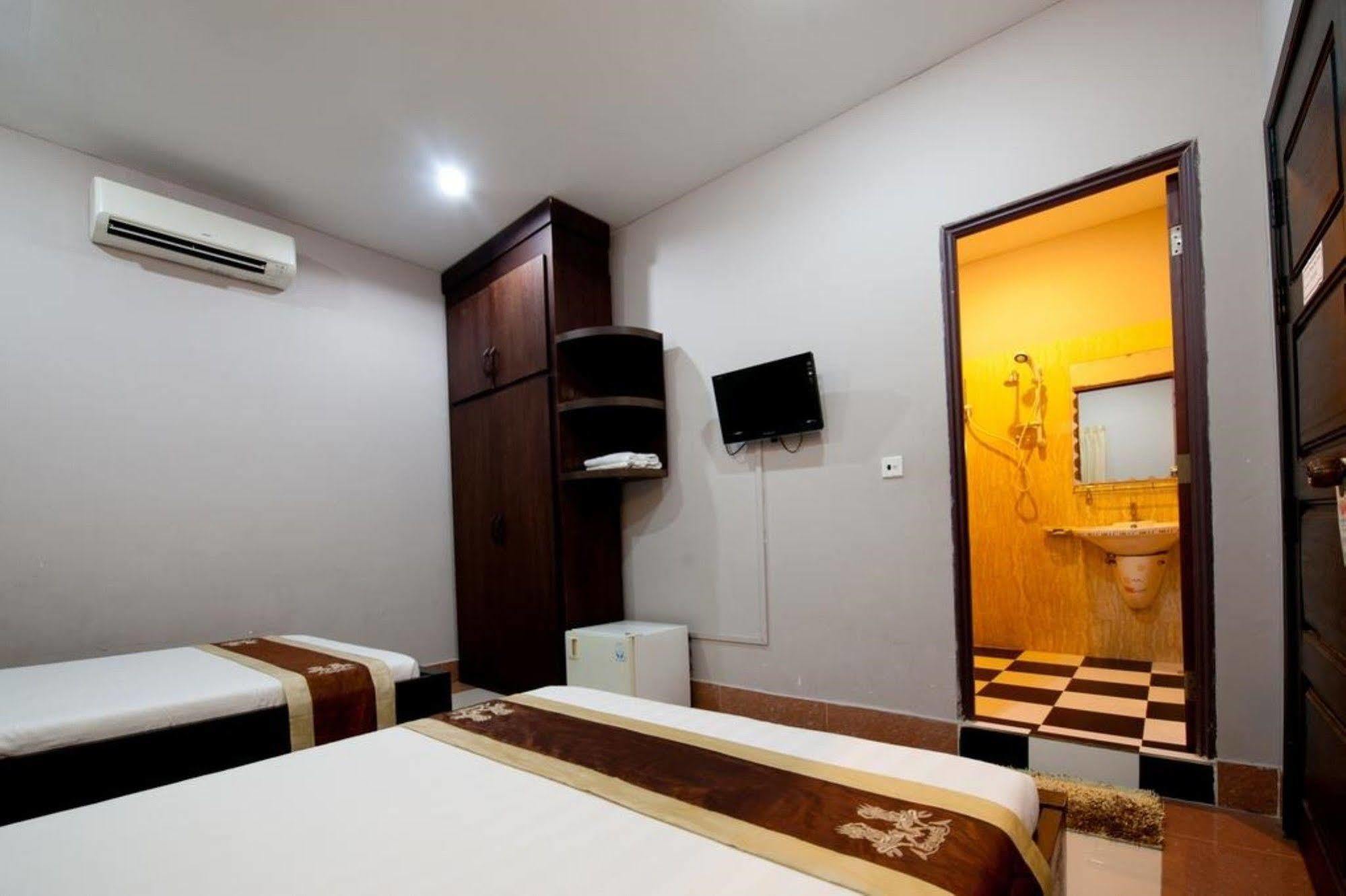 Wei Si Deng Hotel & Restaurant Phnom-Penh Buitenkant foto