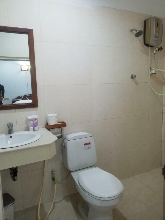 Wei Si Deng Hotel & Restaurant Phnom-Penh Buitenkant foto